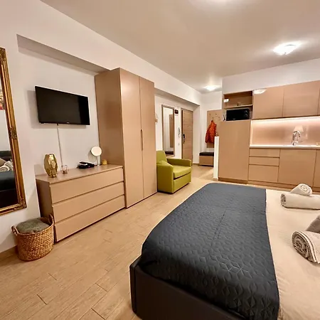 Beachside Desilva Apartment