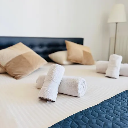 Apartment Beachside Desilva Mamaia